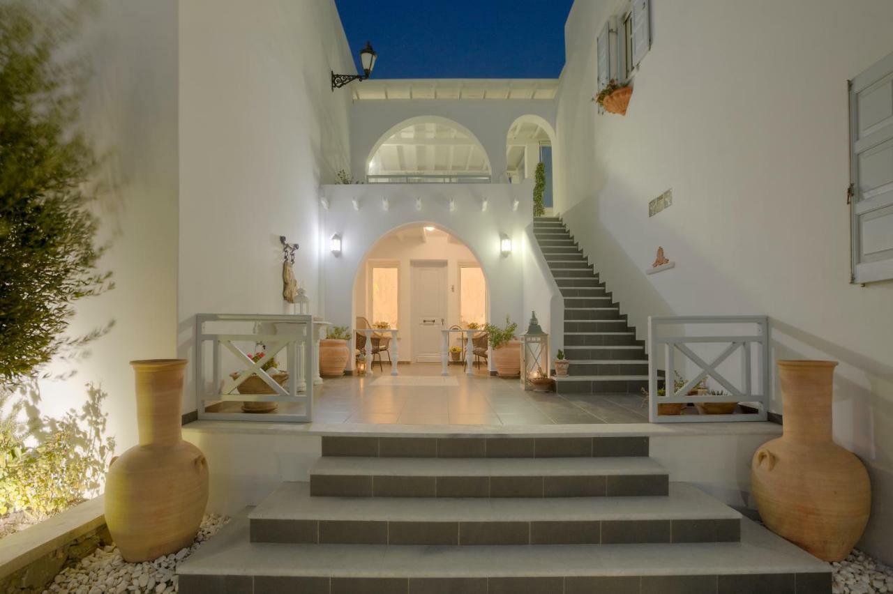 Miland Suites Adamantas  Exterior foto